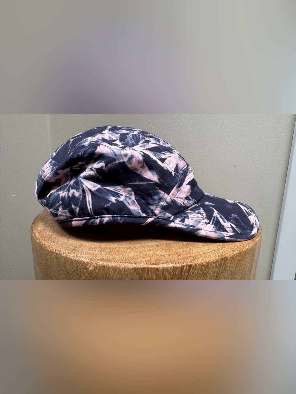 Kyodan Grey Floral Five-Panel Cap with Light Pink Accents